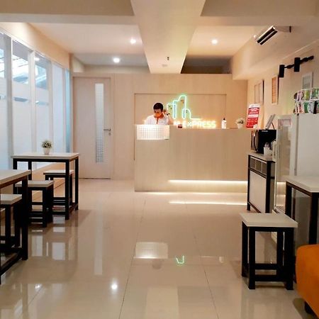 Titanium Express Homtel Hotel Jakarta Eksteriør billede