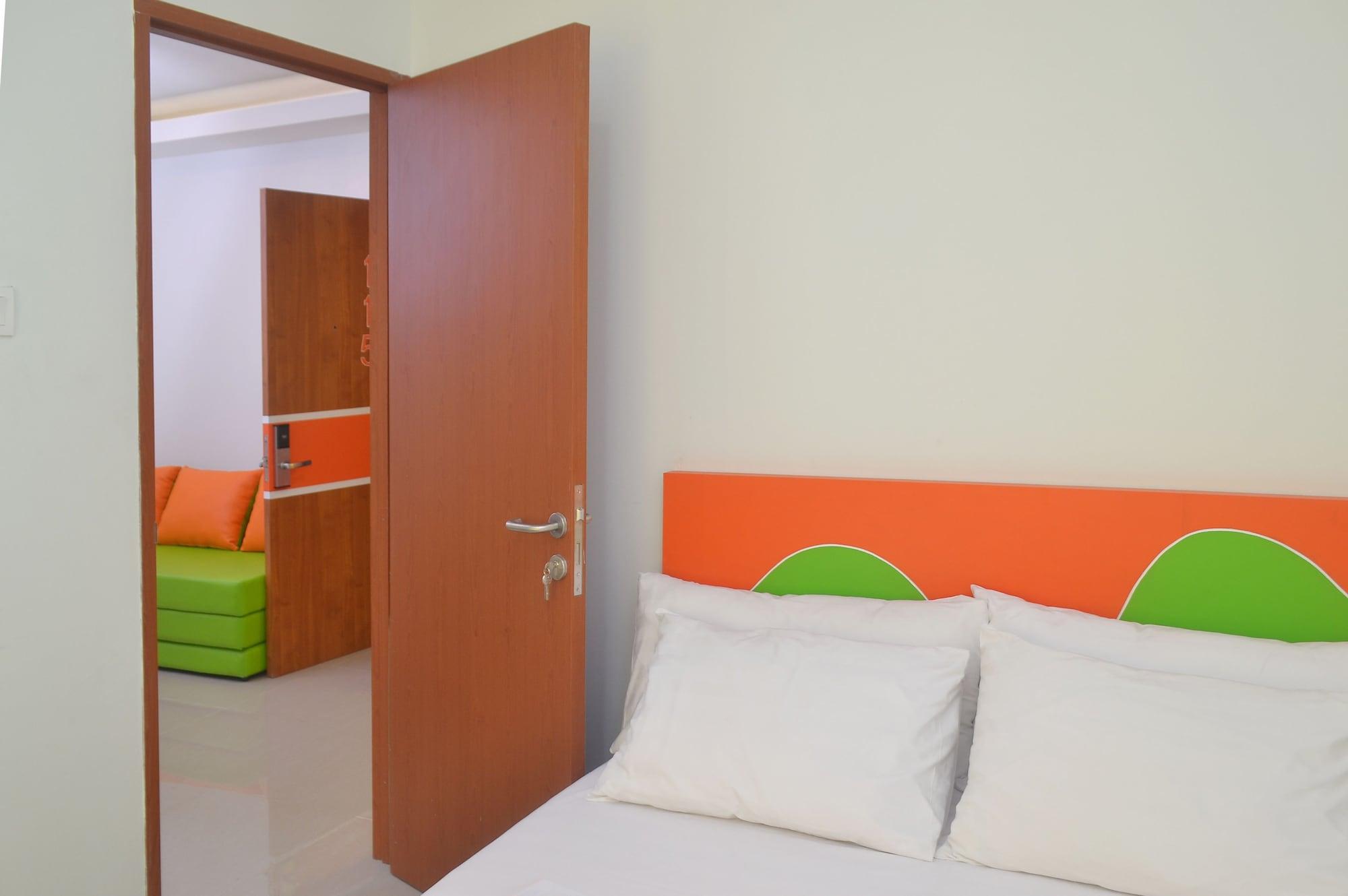 Titanium Express Homtel Hotel Jakarta Eksteriør billede