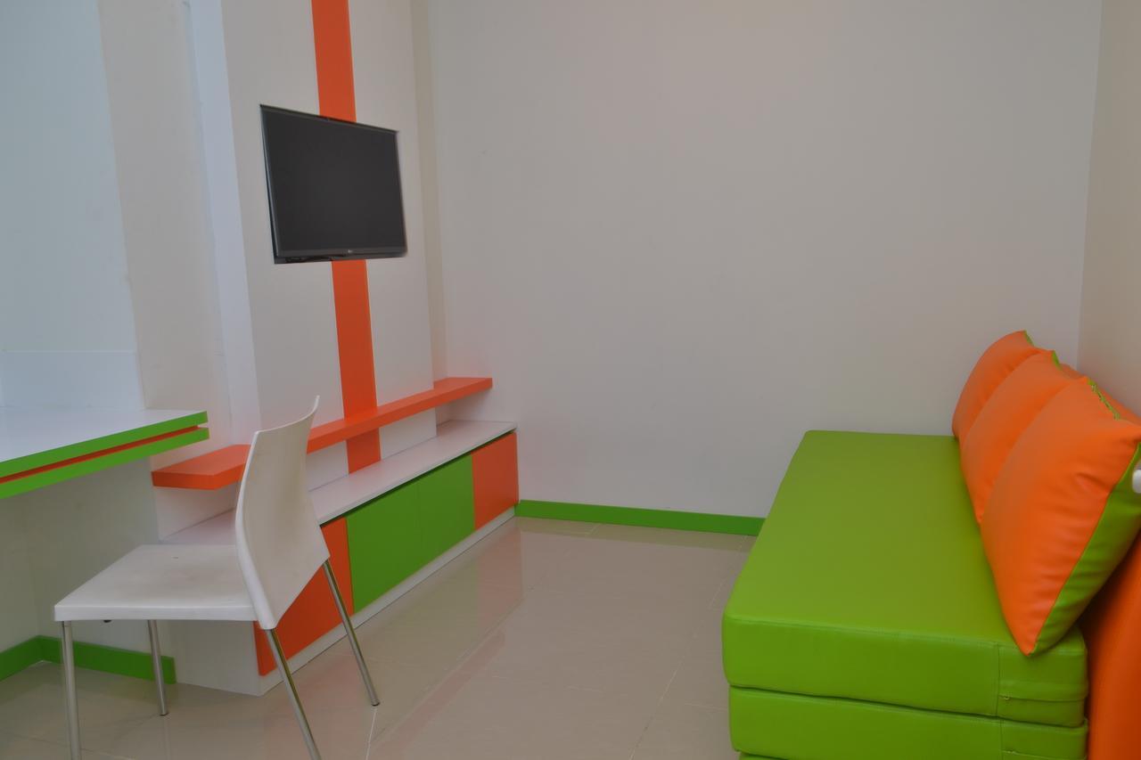 Titanium Express Homtel Hotel Jakarta Eksteriør billede